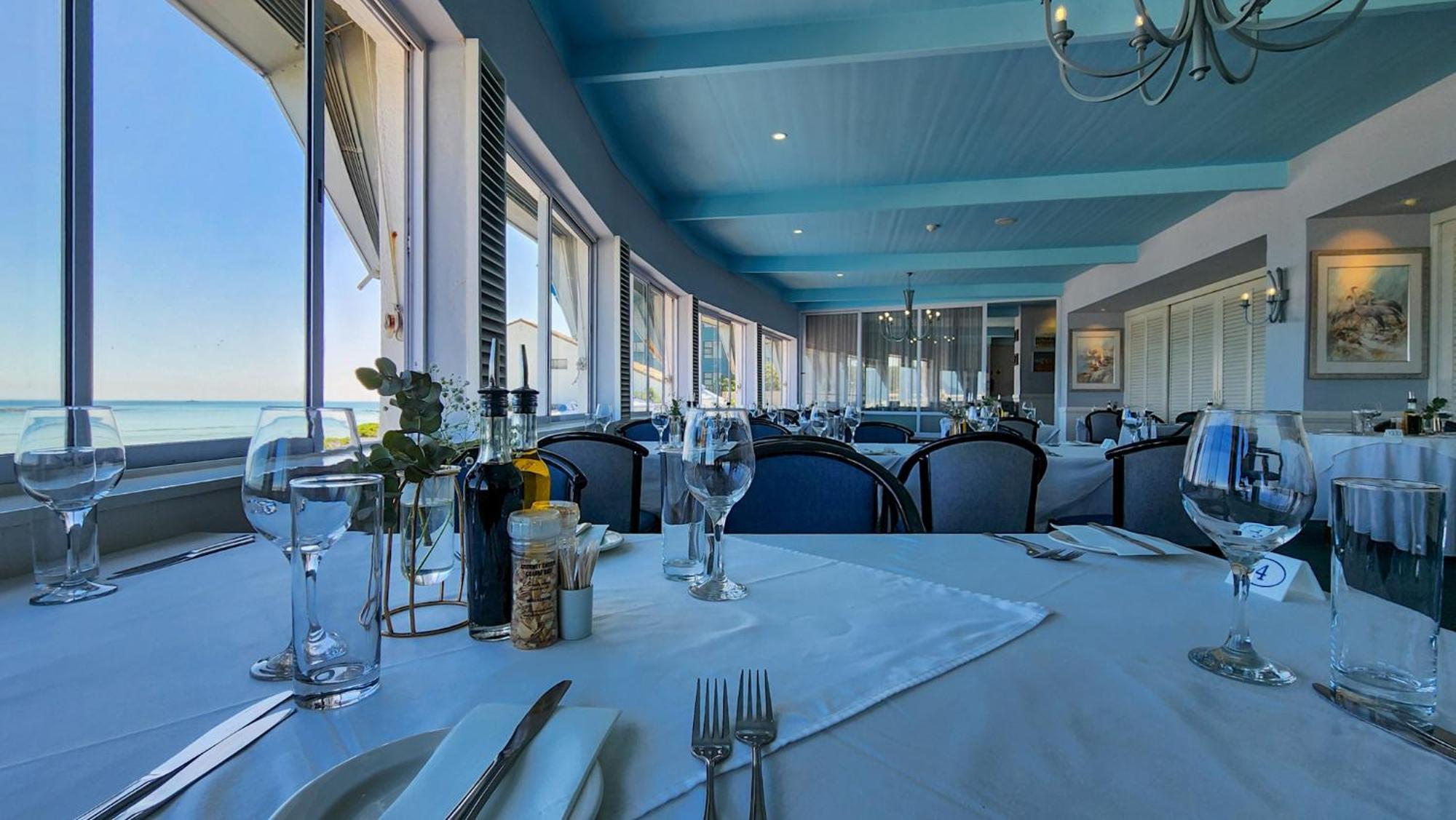 The Blue Peter Hotel Bloubergstrand Exterior foto