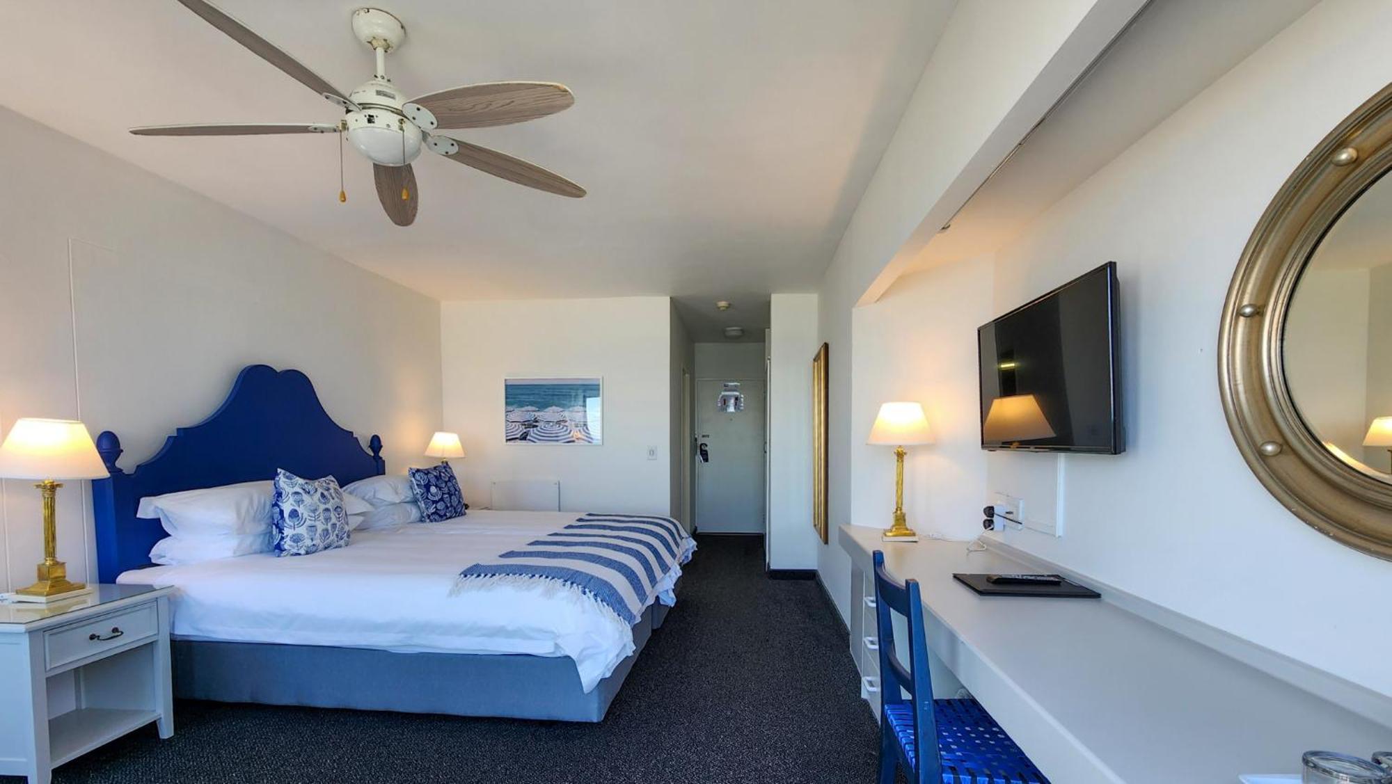 The Blue Peter Hotel Bloubergstrand Exterior foto